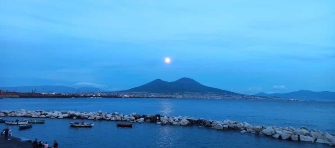 Stop Al Duomo 那不勒斯 外观 照片